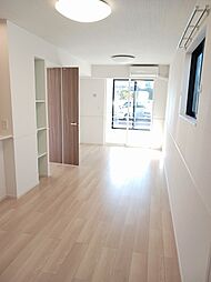 クレストールポート　II 101 1階1LDKのリビング/ダイニング