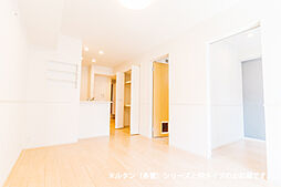 メゾン　ルーチェ 102 1階1LDKのリビング/ダイニング