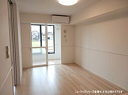 レオベール 104 1階1LDKのリビング/ダイニング