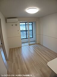 メゾンドラーゴ 104 1階2LDKのリビング/ダイニング