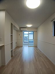 ピアニッシモII 101 1階1LDKのリビング/ダイニング