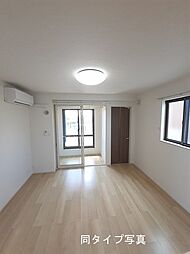 カインドハウスIII 101 1階1LDKのリビング/ダイニング