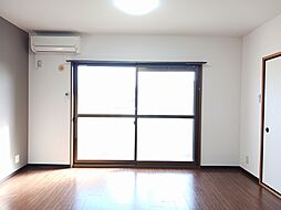 ユーミー堀川 203 2階3DKのリビング/ダイニング