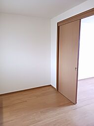 エステートＹ　Ｂ棟 201 2階2DKのリビング/ダイニング