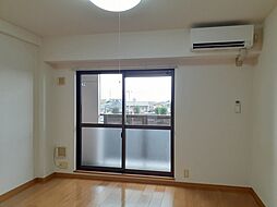 グレイスヴィラ 303 3階ワンルームのリビング/ダイニング