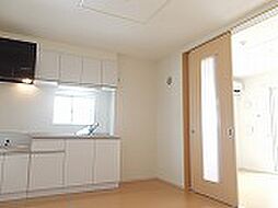 エテルノガーデン亀山 101 1階2DKのリビング/ダイニング