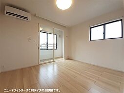 アーバンコート　長橋町 203 2階1LDKのリビング/ダイニング