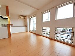 プレッソ 202 2階1LDKのリビング/ダイニング