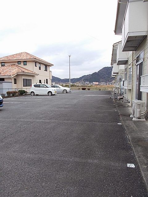 2 / 2