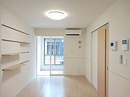 ウィル・アルカディア 102 1階1LDKのリビング/ダイニング