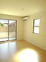 オレガノ 105 1階1LDKのリビング/ダイニング