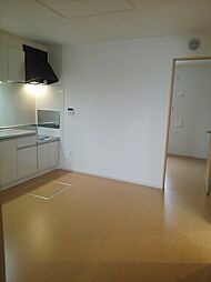 ファミールＡ 102 1階2DKのリビング/ダイニング