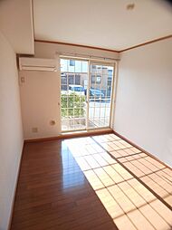 ビガ−ハイツ 103 1階2DKのリビング/ダイニング