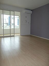 リクソーレVIII　Ａ 104 1階1LDKのリビング/ダイニング