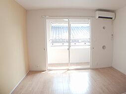 ジュネス 201 2階1LDKのリビング/ダイニング