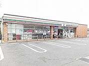 【コンビニエンスストア】セブンイレブン水海道駅前店まで550ｍ