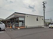 【コンビニエンスストア】セブンイレブンまで811ｍ