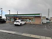 【コンビニエンスストア】ファミリーマート新居浜横水店まで500ｍ