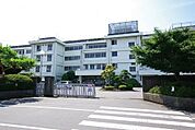 【中学校】南中学校まで500ｍ