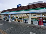 【コンビニエンスストア】ファミリーマート 東飯能駅西口まで500ｍ