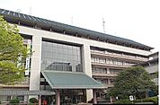 【市役所・区役所】成田市役所まで970ｍ