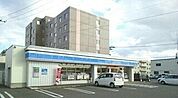 【コンビニエンスストア】ローソン旭川大町3条店まで140ｍ