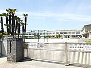 【小学校】小牧市立　北里小学校まで2200ｍ
