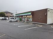 【コンビニエンスストア】ファミリーマート新居浜中筋店まで1000ｍ