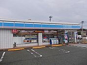 【コンビニエンスストア】ローソン秋田将軍野青山店まで811ｍ