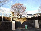 【公園】新茶屋公園まで55ｍ