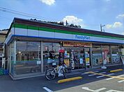 【コンビニエンスストア】ファミリーマート 入間仏子店まで1000ｍ