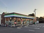 【コンビニエンスストア】ファミリーマートひたちな勝倉店まで2000ｍ