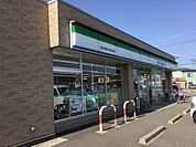 【コンビニエンスストア】ファミリーマート森田中学校前店まで2200ｍ