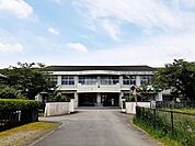 【小学校】えびの市立飯野小学校まで500ｍ