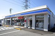 【コンビニエンスストア】ローソン松江坂本町店まで220ｍ