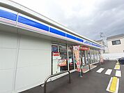 【コンビニエンスストア】ローソン多賀城桜木一丁目店まで979ｍ