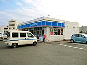 【コンビニエンスストア】ローソン 三国山王店まで450ｍ