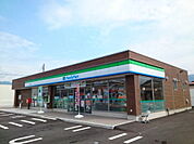 【コンビニエンスストア】ファミリーマート 勝山郡町店まで140ｍ