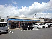 【コンビニエンスストア】ロ－ソン三原明神南店まで900ｍ