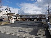 【小学校】五泉東小学校まで300ｍ