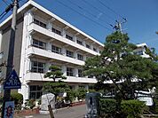 【小学校】新潟市立曽根小学校まで800ｍ