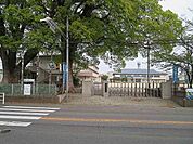 【小学校】明治小学校まで900ｍ