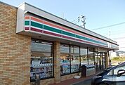 【コンビニエンスストア】セブンイレブン吉田島店まで400ｍ