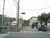 【小学校】滝尾小学校まで800ｍ