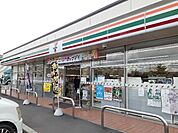 【コンビニエンスストア】セブンイレブン小山平和店まで600ｍ
