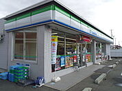 【コンビニエンスストア】ファミリーマート福島商業高校前まで750ｍ
