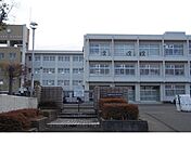 【中学校】福島市立信夫中学校まで2200ｍ