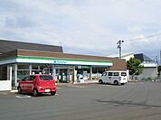 【コンビニエンスストア】ファミリーマート御廟二丁目店まで540ｍ