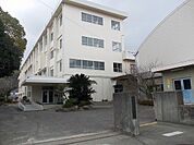 【小学校】黒崎小学校まで190ｍ