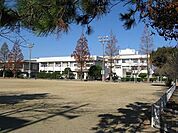 【小学校】平島小学校まで600ｍ